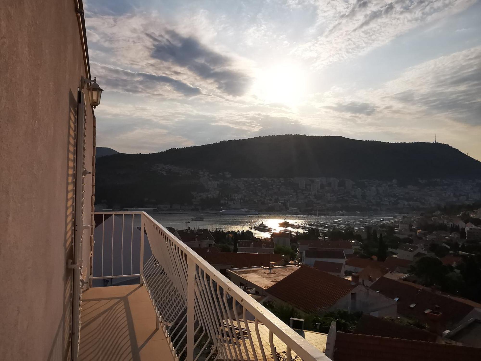 Apartament Tianni *