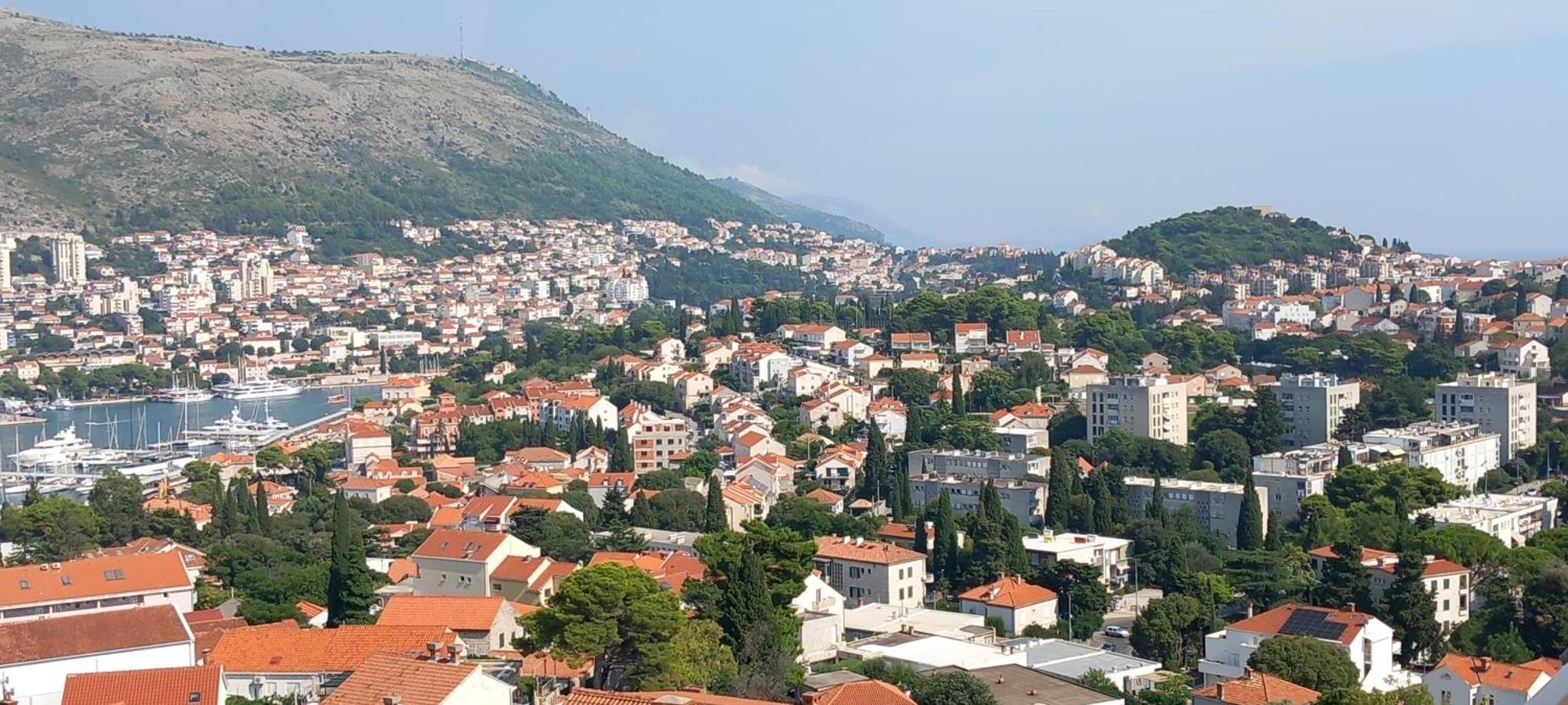 Apartament Tianni *